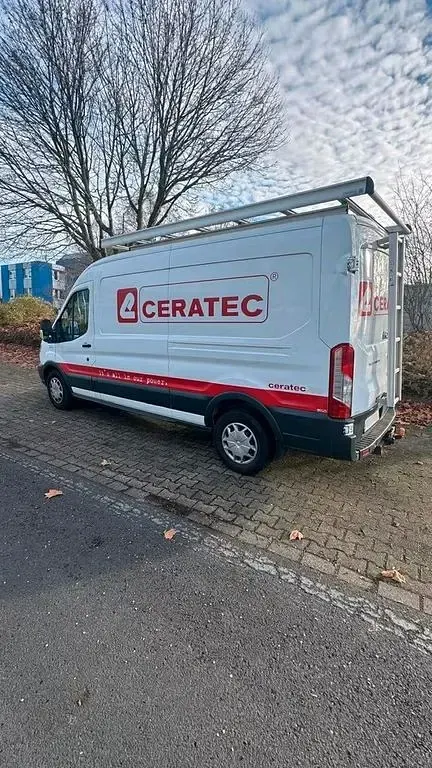 Gebraucht Ford Transit 184 PS (135 kW) 2018 Weiß Van