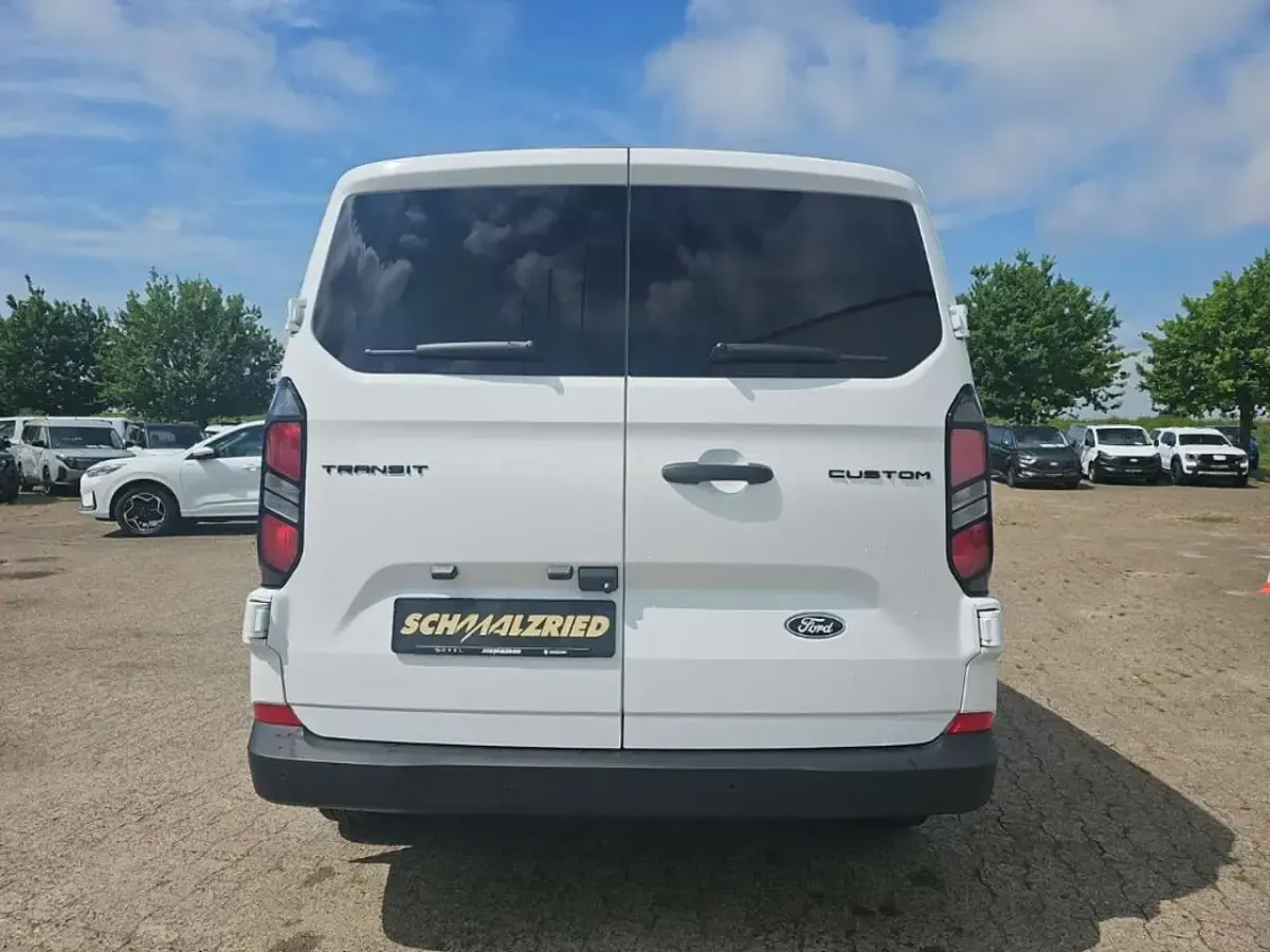 Neu Ford Tourneo Custom Trend 136 PS (100 kW) 2026 Weiß Van