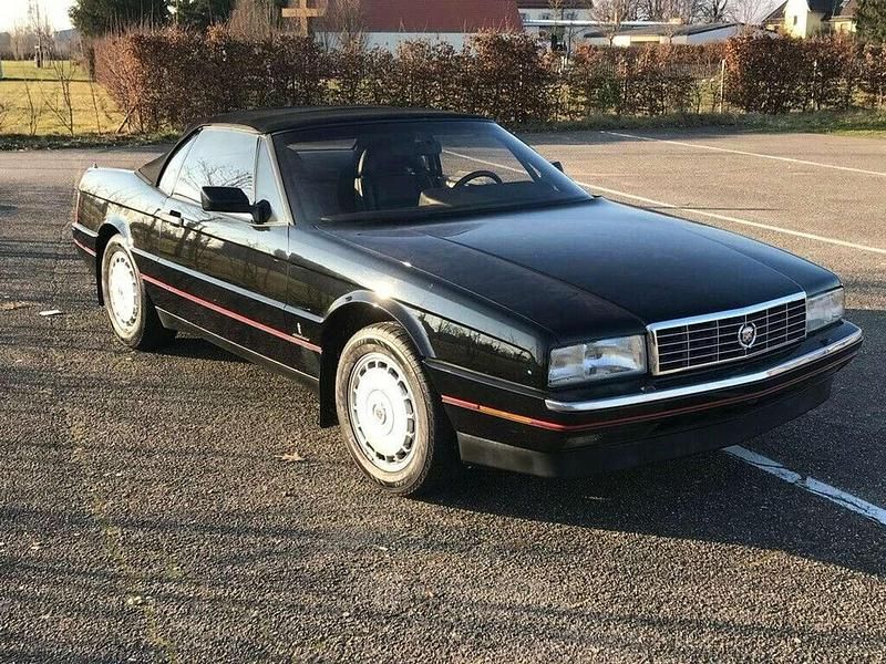 Gebraucht Cadillac Allante 200 PS (147 kW) 1991 Schwarz metallic Cabrio