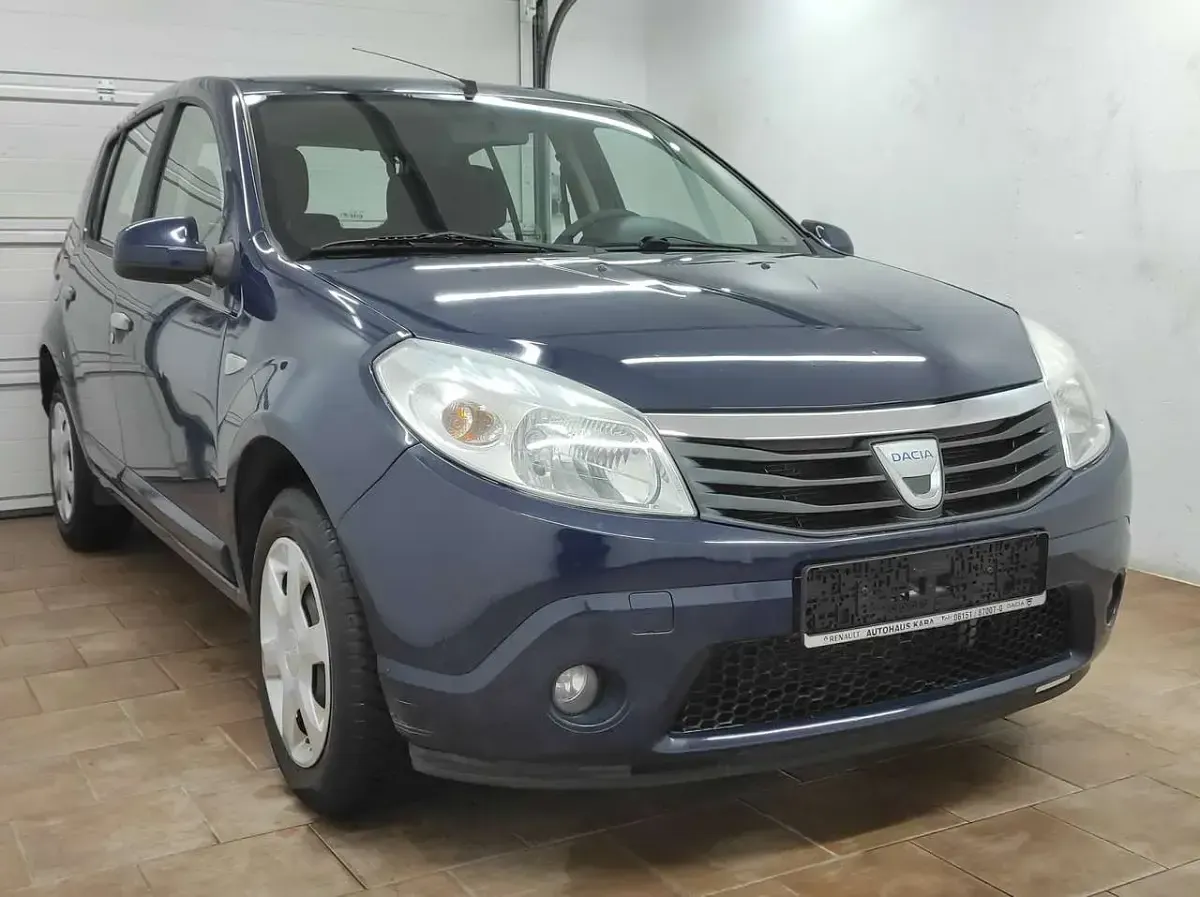 Gebraucht Dacia Sandero Lauréate 75 PS (55 kW) 2010 Blau marine Kleinwagen