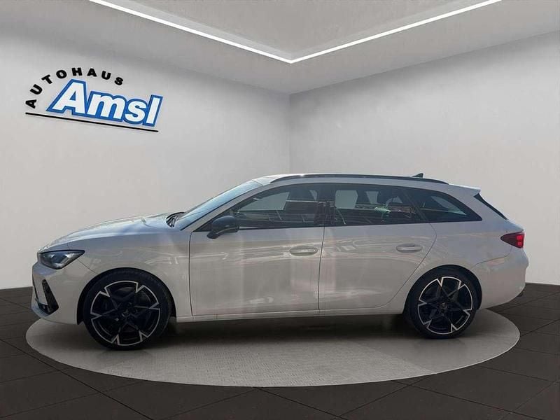 Neu Cupra Leon VZ 333 PS (244 kW) 2025 "nevada" weiss Kombi