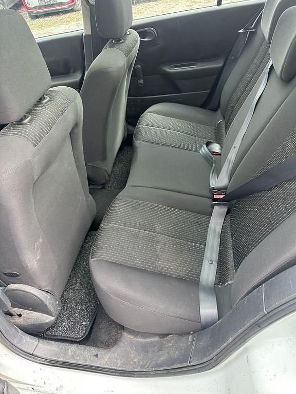 Gebraucht Renault Mégane II 82 PS (60 kW) 2003 Weiß Limousine