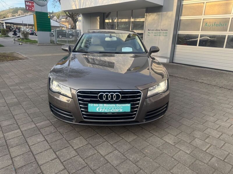 Grau Gebraucht 2012 Audi A7 Sportback Sport Kleinwagen | 22.999 € (Teuer) - Bild 1/4