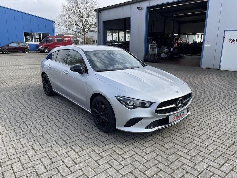 Gebraucht Mercedes CLA200 150 PS (110 kW) 2021 Silber Limousine
