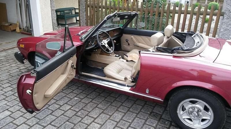 Gebraucht Fiat 124 Spider 105 PS (77 kW) 1980 Rot Cabrio