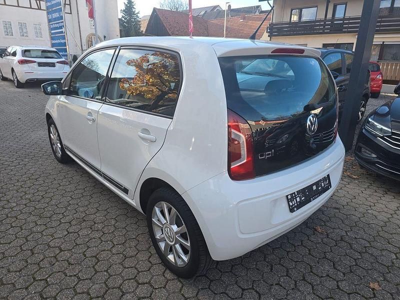 Gebraucht VW up! CLUB 60 PS (44 kW) 2016 Weiß Kleinwagen
