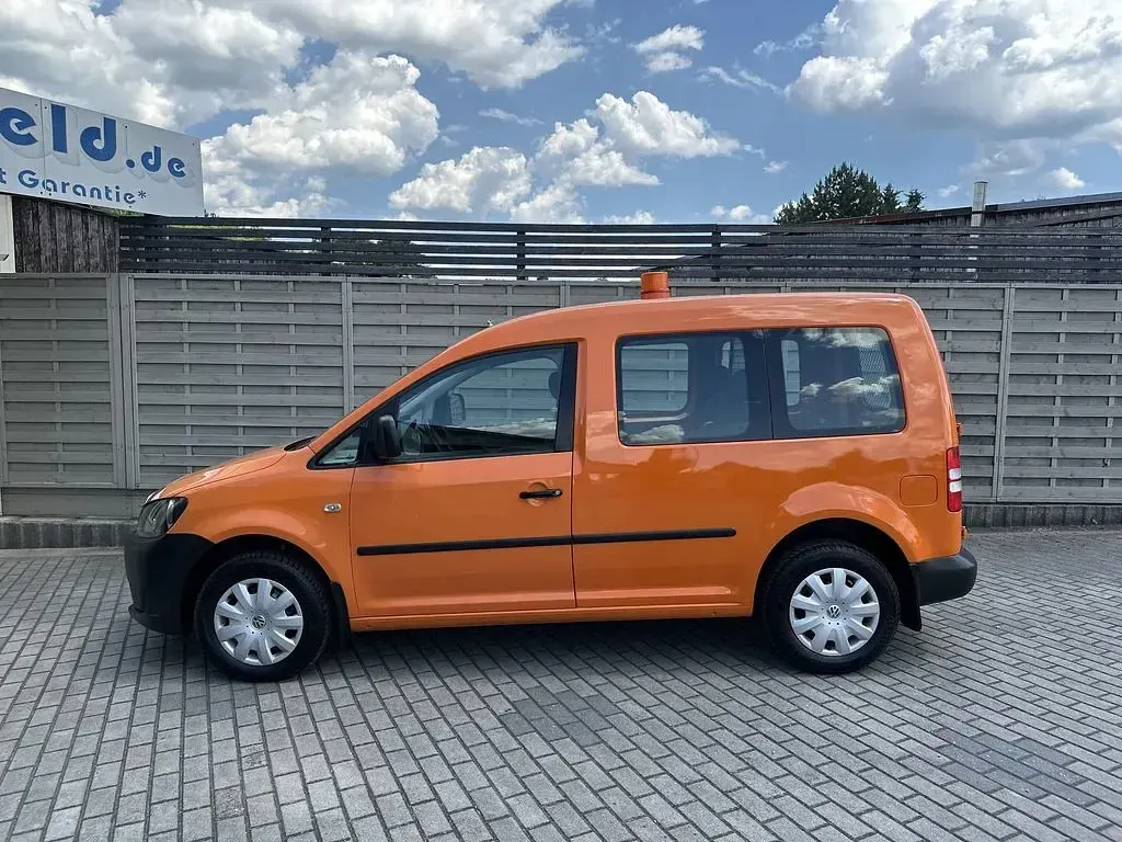 Gebraucht VW Caddy 75 PS (55 kW) 2014 Orange Van / Kleinbus