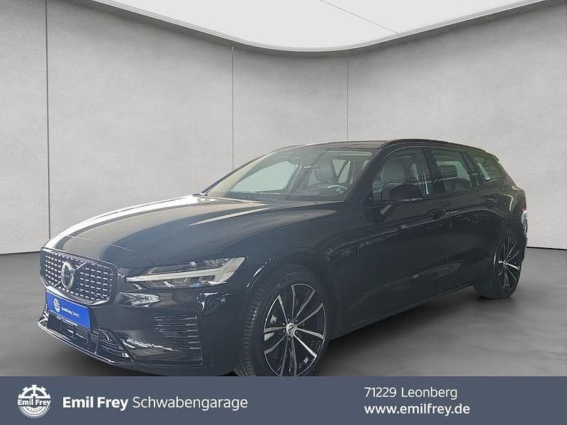 Gebraucht Volvo V60 Plus 257 PS (189 kW) 2024 Schwarz Kombi