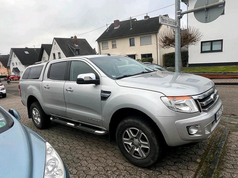 Silber Gebraucht 2015 Ford Ranger Limited Abholung | 12.800 € (Teuer) - Bild 1/4
