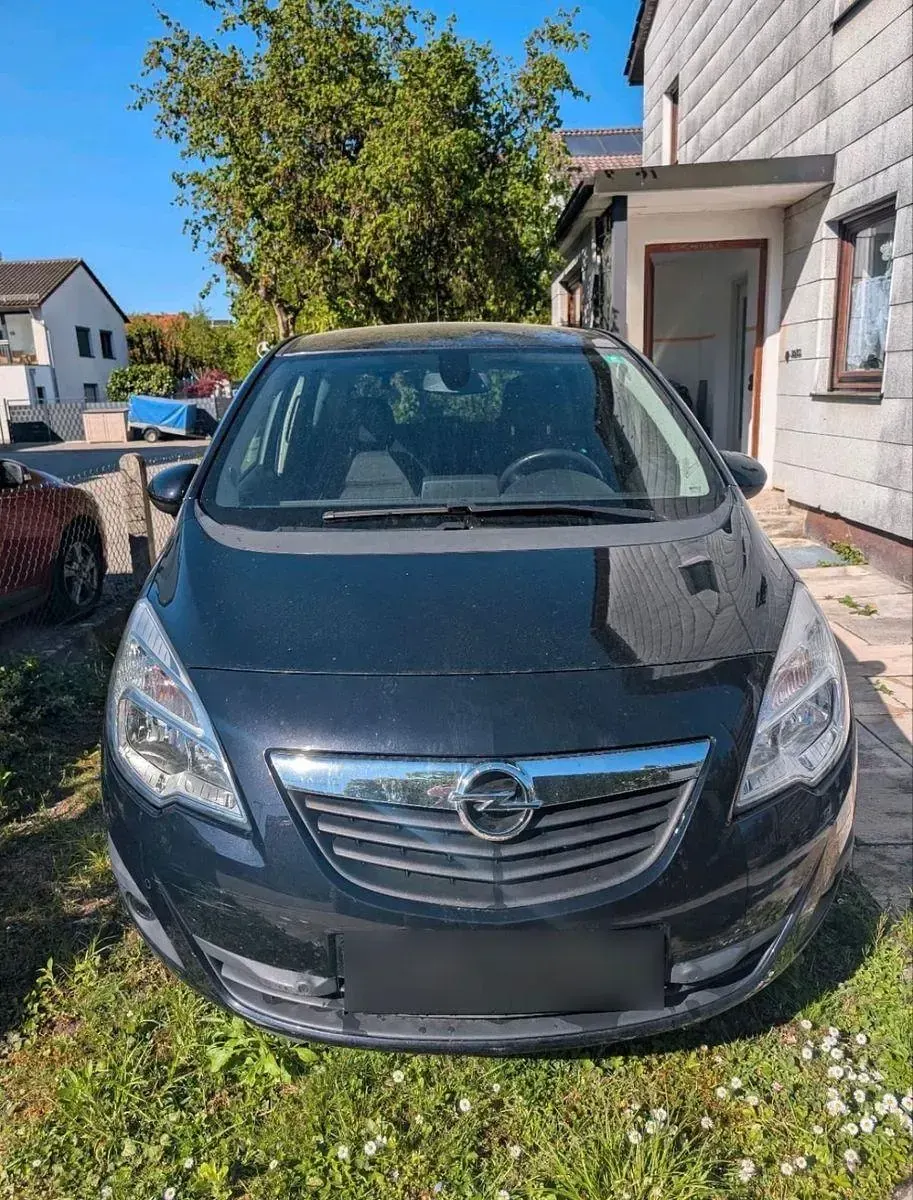 Gebraucht Opel Meriva 120 PS (88 kW) 2012 Schwarz Van / Kleinbus