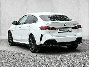 Gebraucht BMW M235 300 PS (220 kW) 2025 Weiß (alpinweiss iii) Coupé