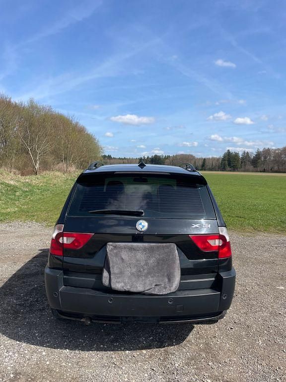 Gebraucht BMW X3 150 PS (110 kW) 2005 Schwarz SUV