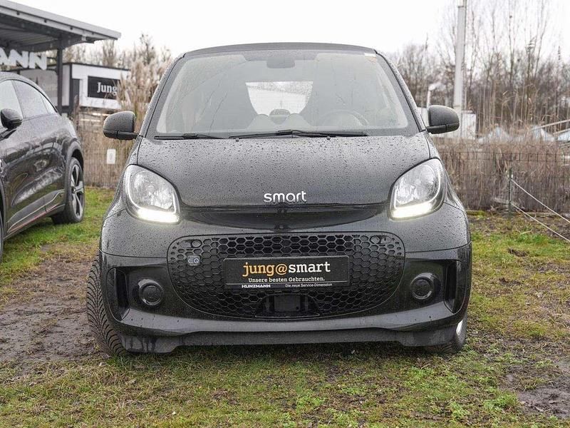 Gebraucht Smart ForTwo Coupé 60 kW (82 PS) 2023 Bodypanels in black Kleinwagen