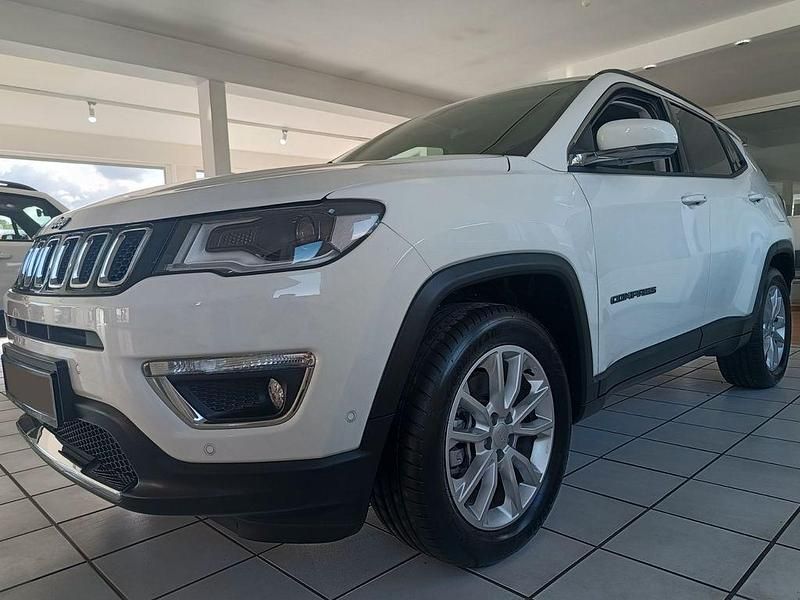 Gebraucht Jeep Compass Limited 131 PS (96 kW) 2022 Weiß SUV