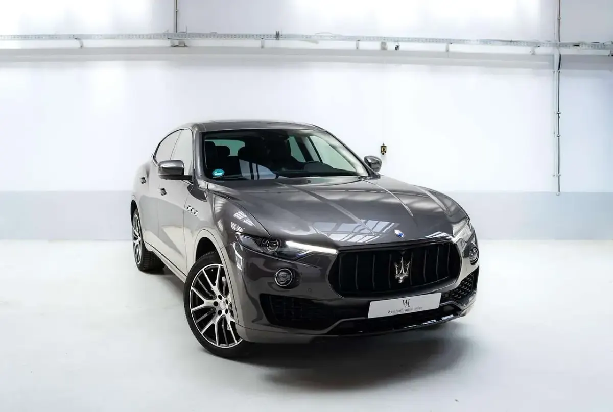 Gebraucht Maserati Levante 430 PS (316 kW) 2016 Grau SUV