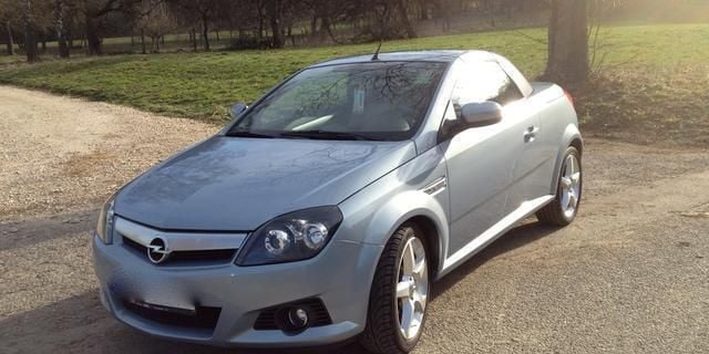 Gebraucht Opel Tigra Sport 125 PS (91 kW) 2005 Blau Cabrio