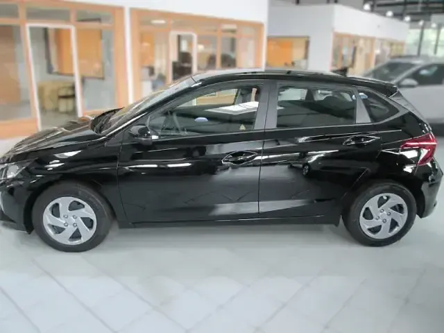 Neu Hyundai i20 Select 101 PS (74 kW) 2025 Schwarz Kleinwagen
