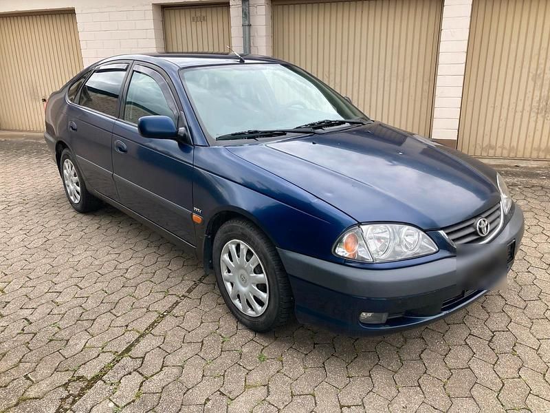 Gebraucht 2002 Toyota Avensis Limousine | 1.399 € (Fairer Preis) - Bild 1/4