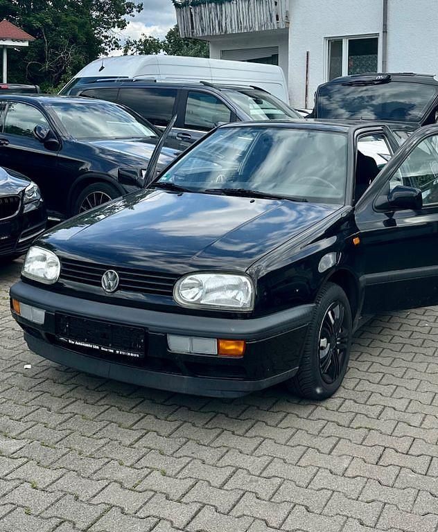 Schwarz Gebraucht 1996 VW Golf III Limousine | 3.499 € (Etwas zu teuer) - Bild 1/4