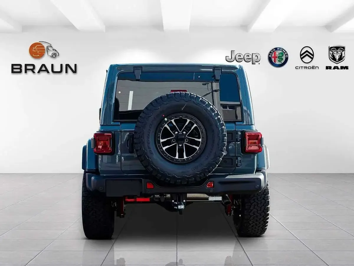 Neu Jeep Wrangler Rubicon 290 PS (213 kW) 2026 Grau SUV