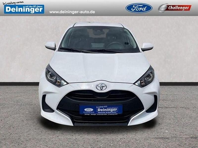 Super white 2 Gebraucht 2022 Toyota Yaris Comfort Kleinwagen | 16.490 € (Fairer Preis) - Bild 1/4