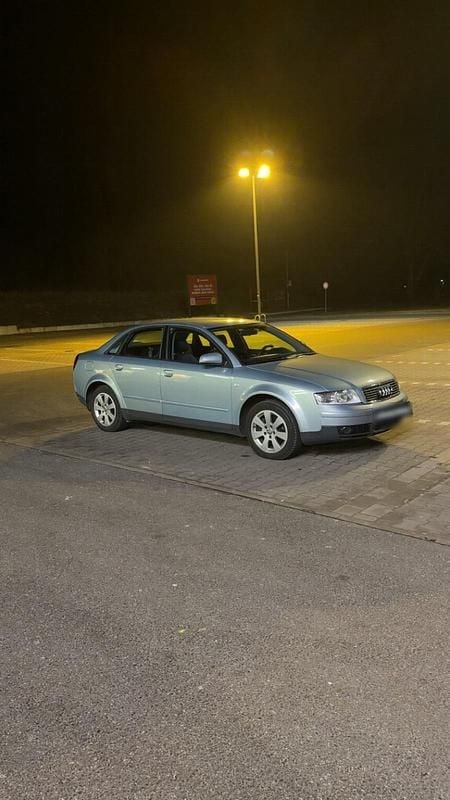 Gebraucht Audi A4 131 PS (96 kW) 2001 Silber Limousine