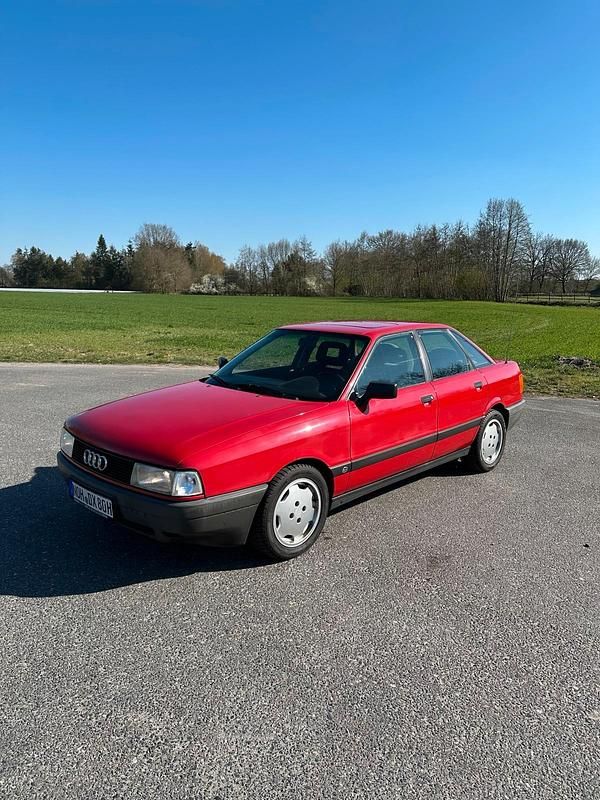 Rot Gebraucht 1988 Audi 80 Limousine | 2.100 € - Bild 1/4
