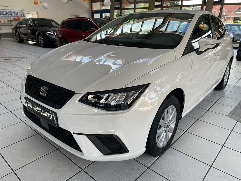 Weiß Gebraucht 2025 Seat Ibiza Reference Limousine | 16.700 € (Guter Preis) - Bild 1/4