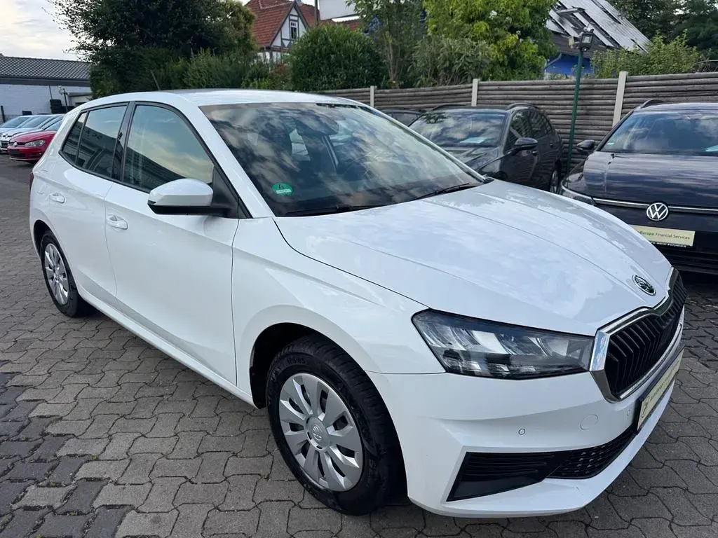 Gebraucht Skoda Fabia Ambition 95 PS (69 kW) 2023 Weiß Kleinwagen