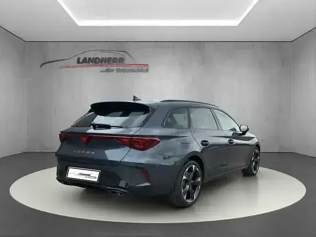 Nowe Cupra Leon 150 KM (110 kW) 2026 Szary Kombi