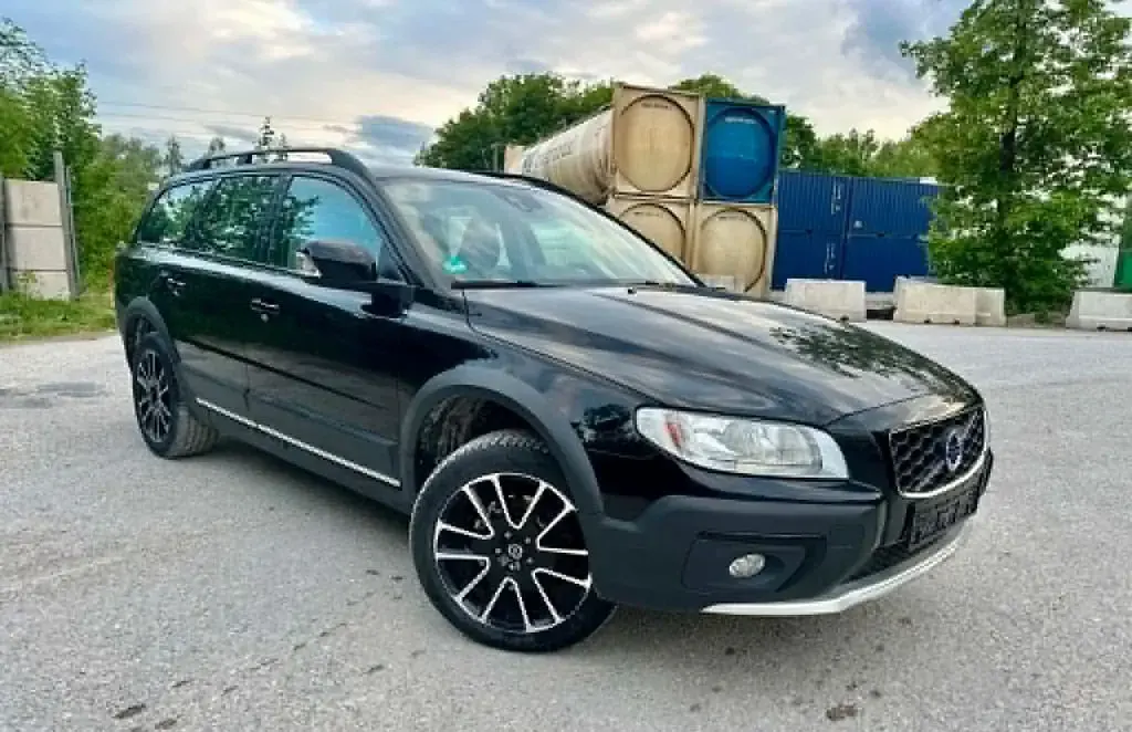Gebraucht Volvo XC70 181 PS (133 kW) 2014 Schwarz Kombi