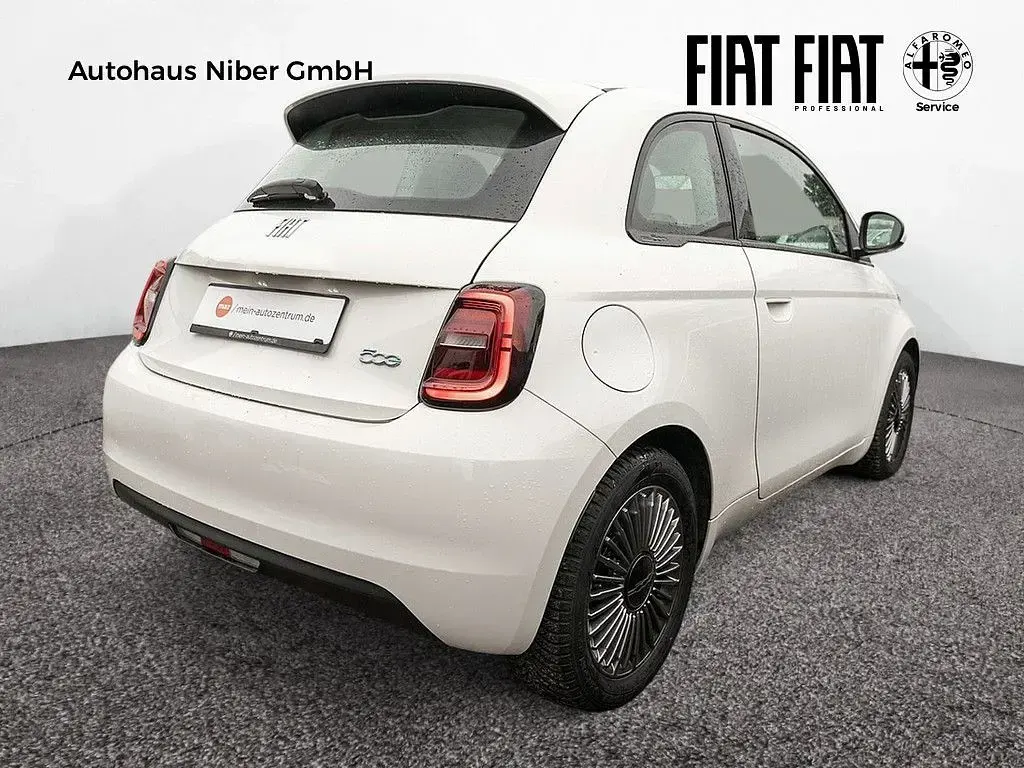Gebraucht Fiat 500e 86 kW (118 PS) 2023 Weiß