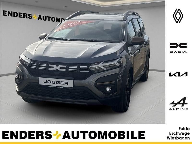 Grau Gebraucht 2025 Dacia Jogger Extreme Van / Kleinbus | 27.950 € (Fairer Preis) - Bild 1/4