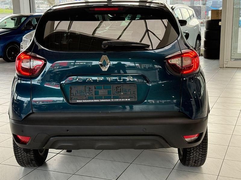 Gebraucht Renault Captur LIMITED 118 PS (86 kW) 2018 Blau SUV