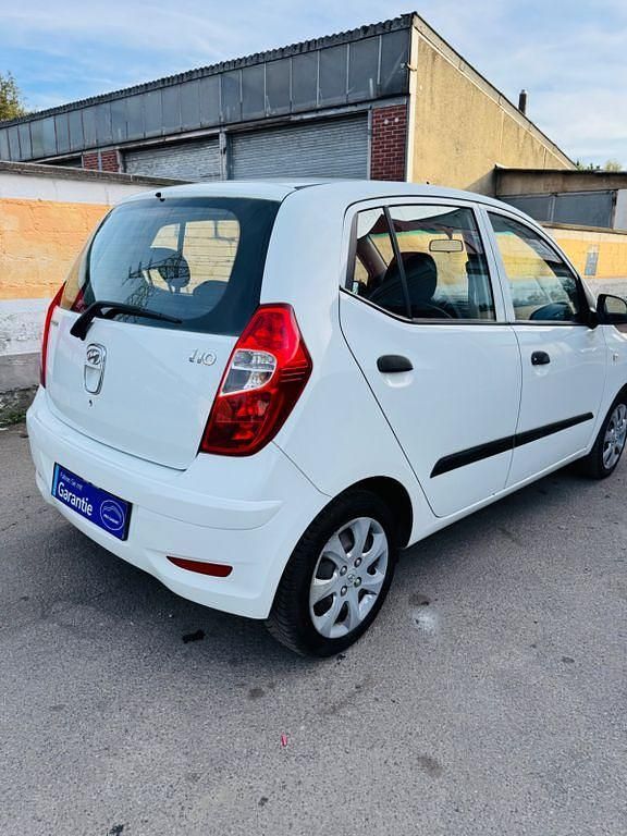 Gebraucht Hyundai i10 Classic 67 PS (49 kW) 2011 Weiß Kleinwagen
