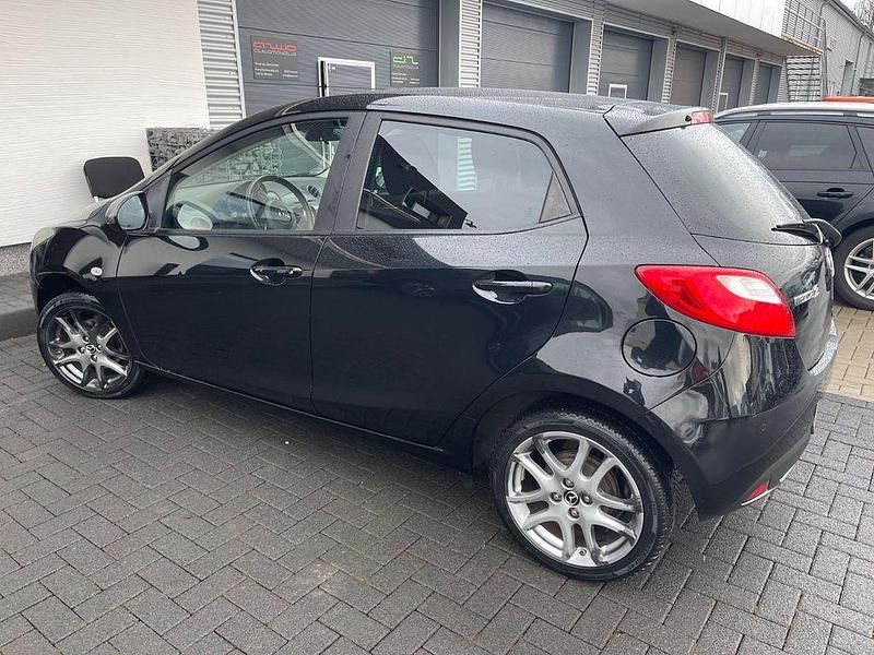 Gebraucht Mazda 2 Sendo 84 PS (61 kW) 2014 Schwarz Limousine