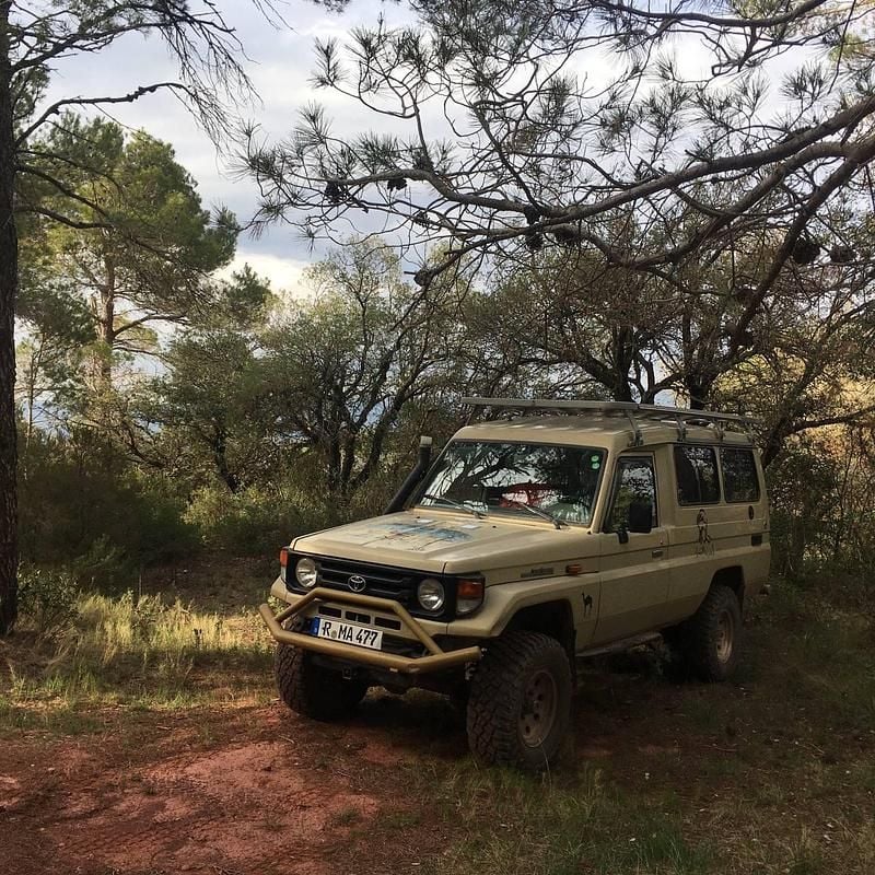 Gebraucht Toyota Land Cruiser 140 PS (102 kW) 2002 Beige SUV