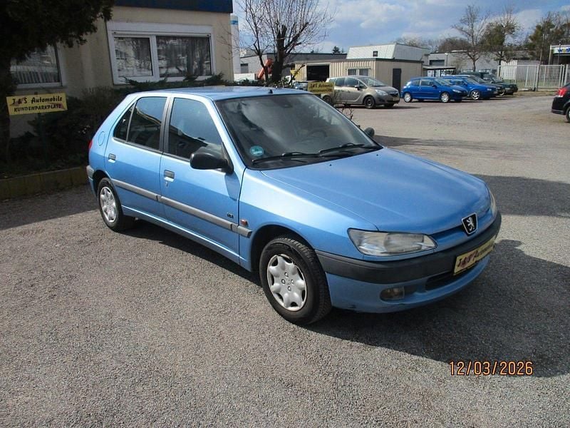 Gebraucht Peugeot 306 75 PS (55 kW) 1998 Blau Kleinwagen
