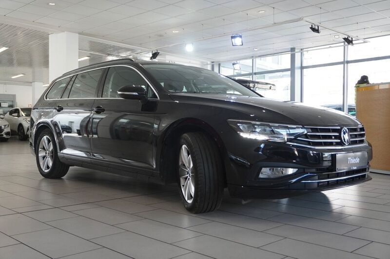 Gebraucht VW Passat Business 200 PS (147 kW) 2021 Deep black perleffekt Kombi