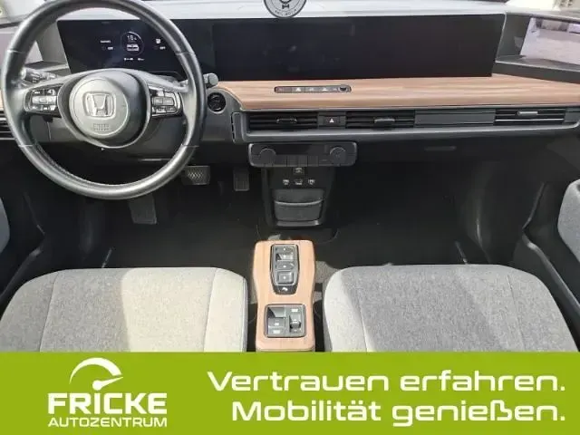 Gebraucht Honda e 100 kW (136 PS) 2022 Weiß Kleinwagen