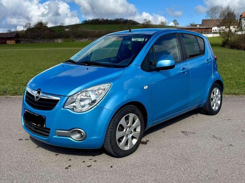 Gebraucht Opel Agila 65 PS (47 kW) 2008 Blau Kleinwagen