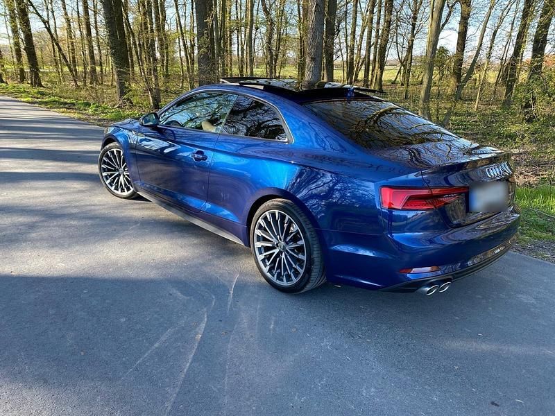 Second-hand Audi A5 S-Line 218 CP (160 kW) 2017 Albastru Coupe
