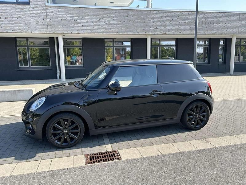 Schwarz Gebraucht 2016 Mini Cooper D Kleinwagen | 13.500 € (Teuer) - Bild 1/4
