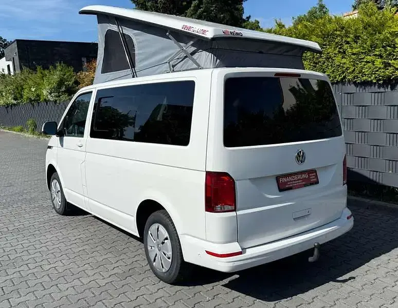 Gebraucht VW Multivan Beach 150 PS (110 kW) 2020 Weiß Van / Kleinbus