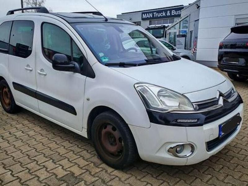 Gebraucht Citroën Berlingo 111 PS (81 kW) 2013 Weiß Van / Kleinbus