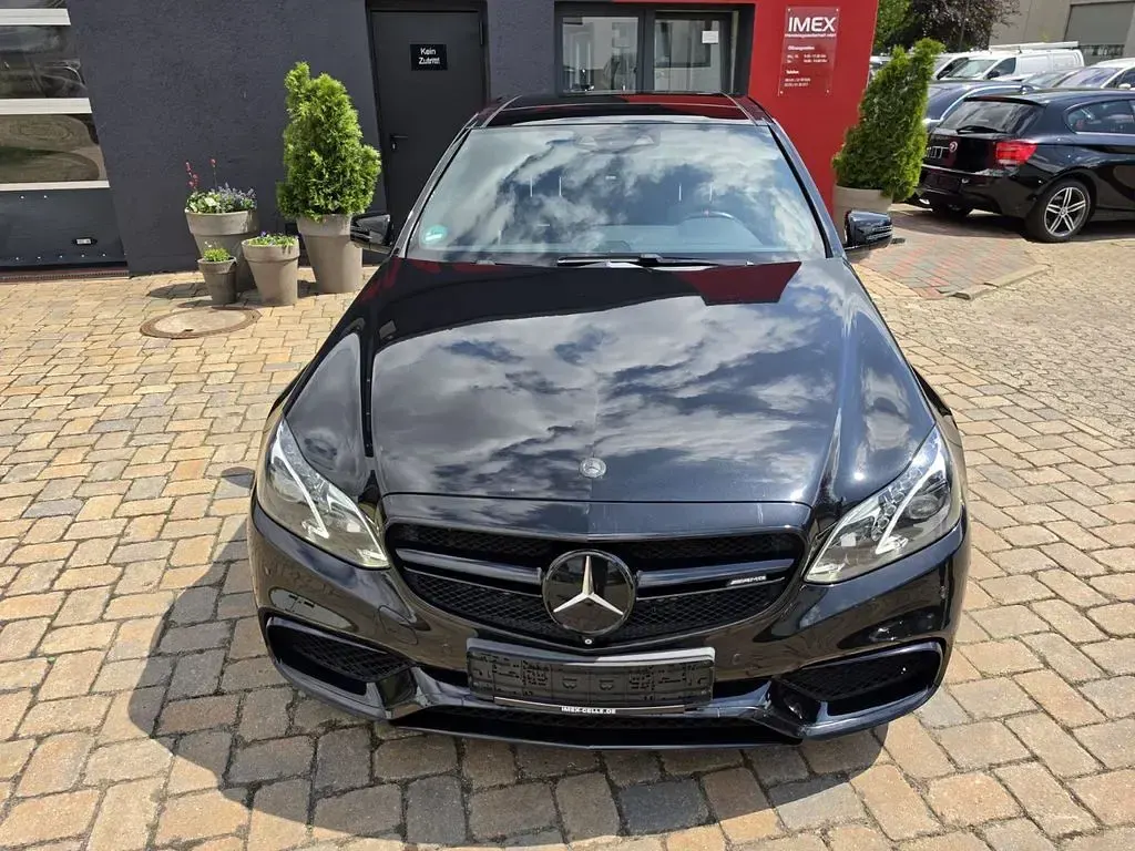 Gebraucht Mercedes E63 AMG AMG 557 PS (409 kW) 2015 Schwarz Limousine