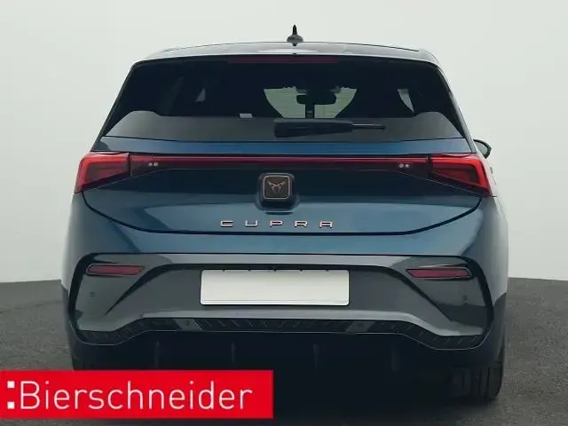 Gebraucht Cupra Born 169 kW (231 PS) 2023 Blau Kleinwagen