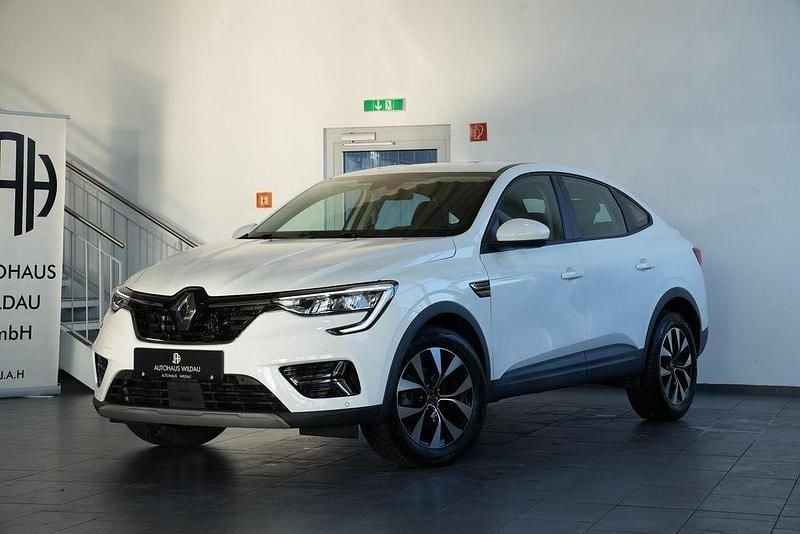 Gebraucht Renault Arkana Zen 140 PS (102 kW) 2022 Weiss SUV