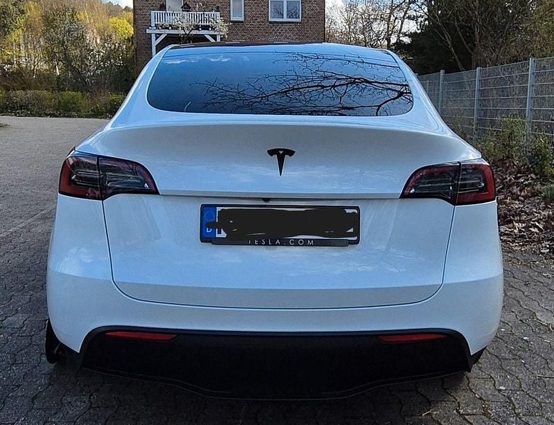Gebraucht Tesla Model Y 219 kW (299 PS) 2023 Weiß SUV