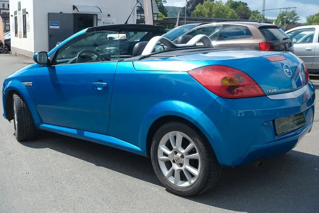 Gebraucht Opel Tigra Sport 90 PS (66 kW) 2006 Blau Cabrio